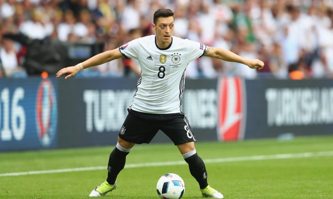 Juve 'anti-Germania'? La prossima estate cambia tutto! E Ozil