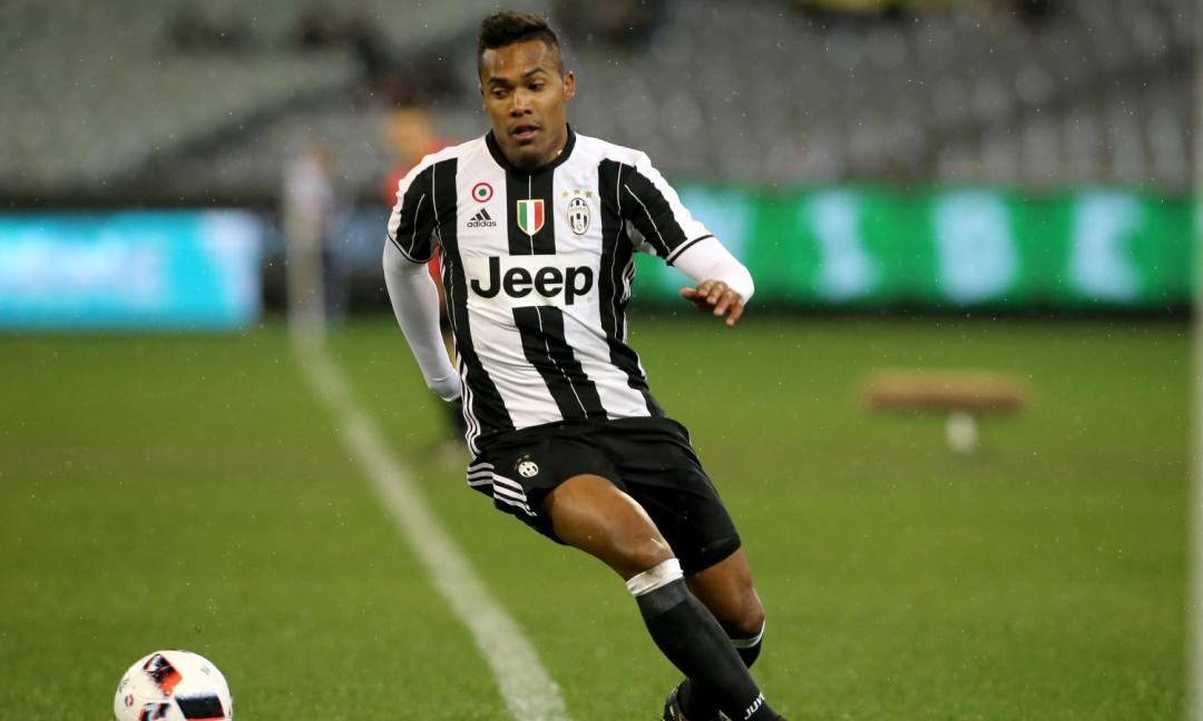 Juve, rifiutata un'altra offerta per Alex Sandro