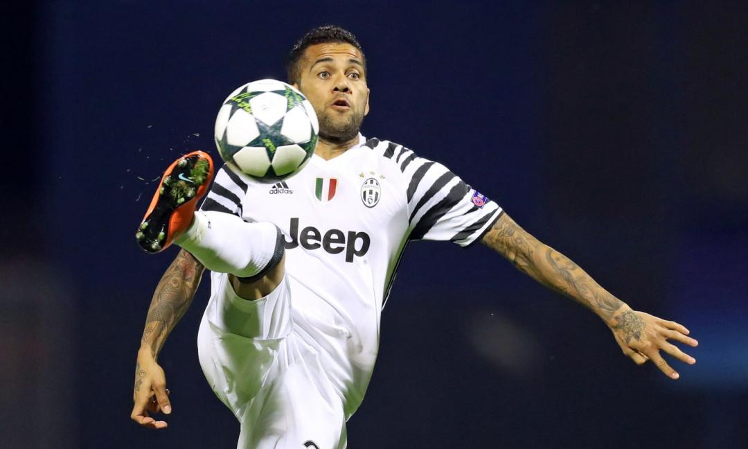 Calciomercato, le QUOTE sulla Juve: Dani Alves, Premier a un passo