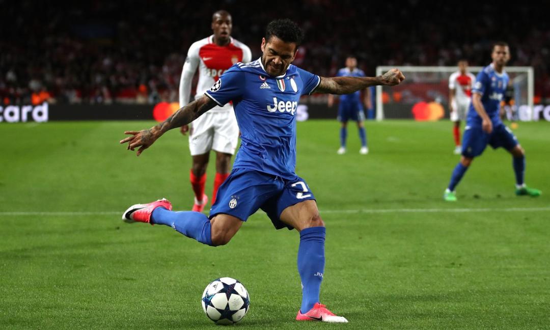 Il Man City fa sul serio: ecco l'offerta per Dani Alves