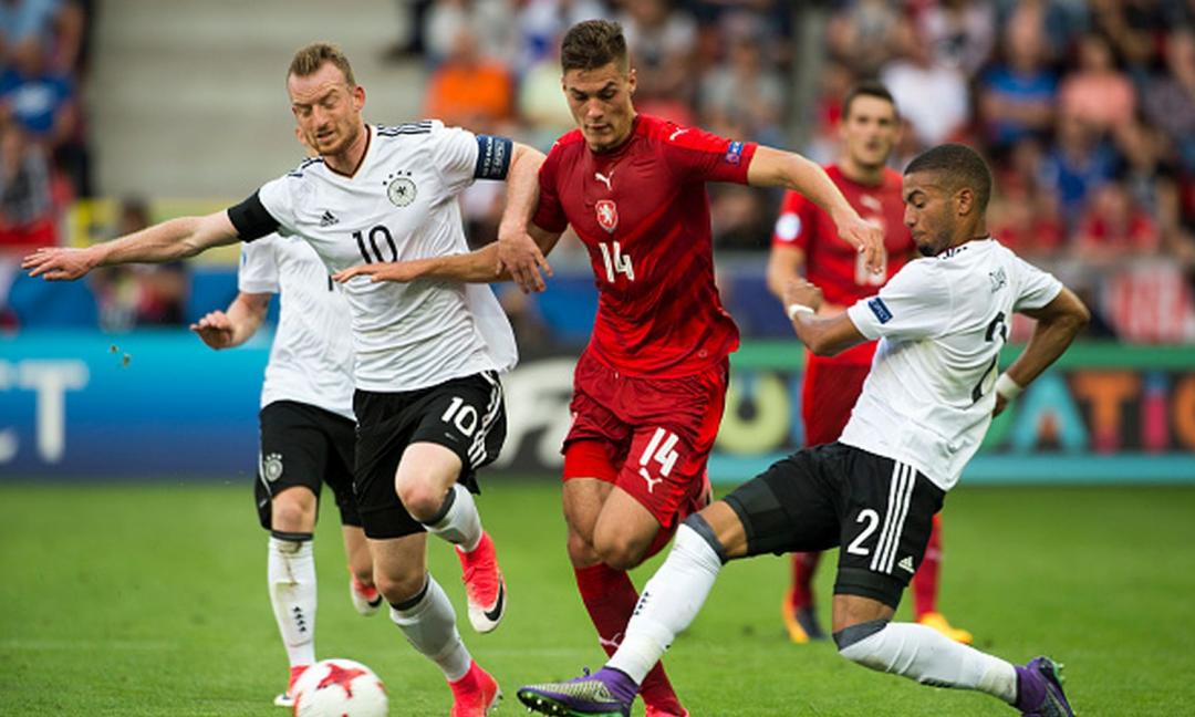 Schick, clamoroso! Il Bayern tenta lo sgarbo all'Inter: ipotesi prestito