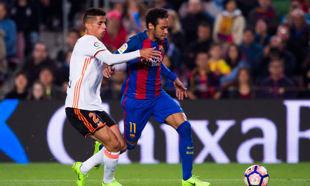 Obiettivo terzino: Cancelo erede di Dani Alves, nuovi contatti