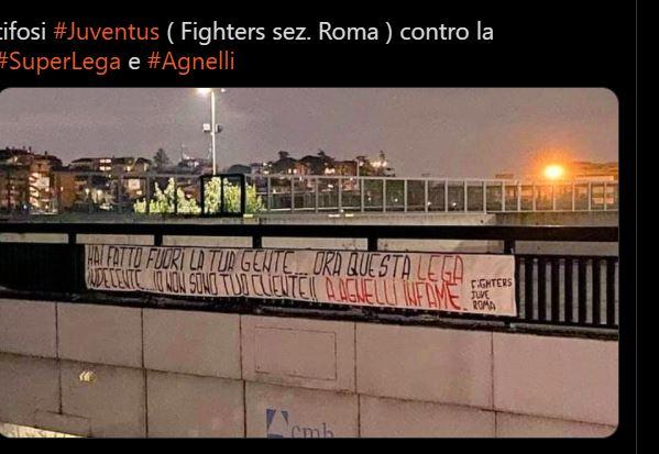 Tifosi Juve Spunta Uno Striscione Da Roma Agnelli Non Siamo Tuoi