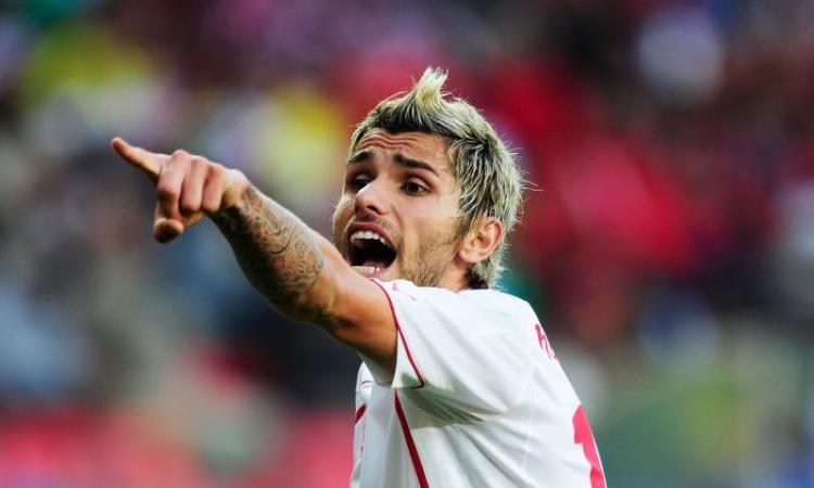 Behrami: 'Perin pronto a prendere il posto a Szczesny'