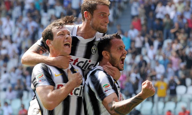 Barzagli, Lichtsteiner e Marchisio giocano insieme in Sardegna VIDEO