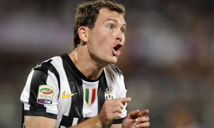 L'ex Juve Lichtsteiner saluta l'Augsburg: ecco la lettera ai suoi tifosi