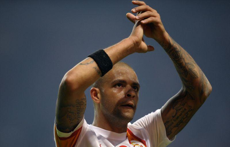 Felipe Melo sostiene Neymar: 'Alvarez razzista di m....a'