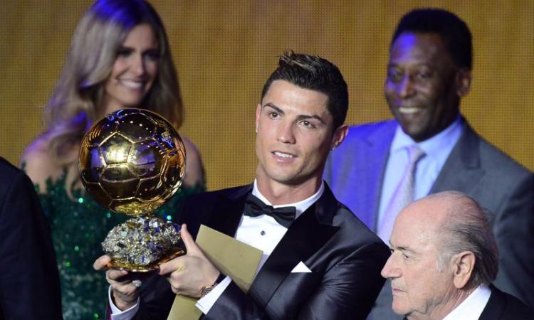 Ronaldo, 11 anni fa la vittoria del primo Pallone d'Oro FOTO