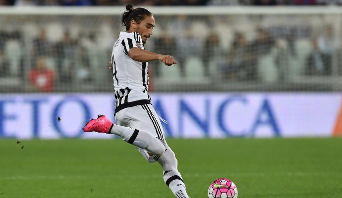 Caceres trova finalmente squadra? La Premier League chiama El Pelado