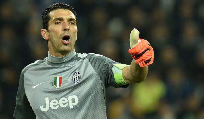 Buffon recupera, Rincon pronto: le probabili scelte di Allegri per il Bologna