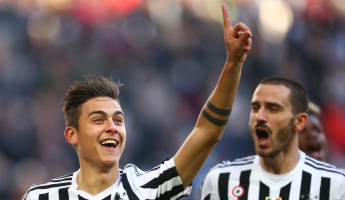 Siparietto tra Dybala e Bonucci: 'Come Veron!' FOTO