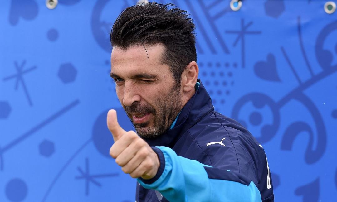Europei, Buffon carica gli Azzurri: 'Il popolo è con voi!' FOTO