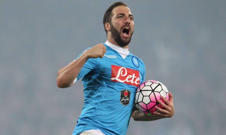 L'indiscrezione: 'Higuain torna al Napoli? Minestra riscaldata'