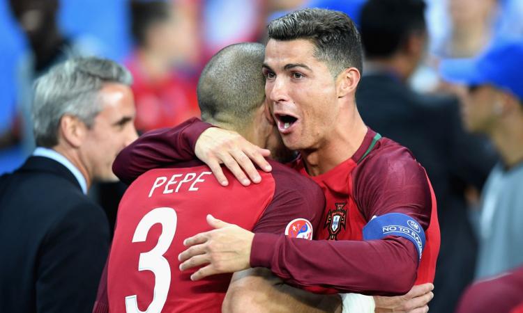 Porto-Juve, Pepe ritrova 'papà Cristiano': amici da una vita, tre Champions, una villa