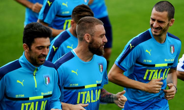 De Rossi rivela: 'Dicono che Bonucci sia antipatico: quando mi lanciò uno scarpino...'