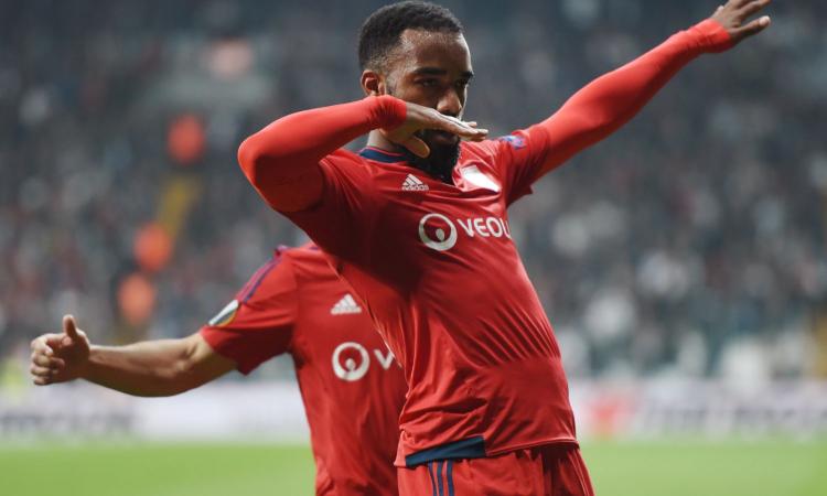 Lacazette tuona: 'Voglio lasciare Lione per la Champions e il bel gioco'