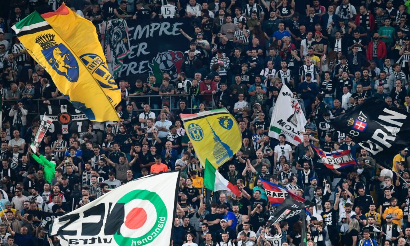 Juve, il tweet di complimenti al Napoli gasa i tifosi: 'Finalmente! Sarcasmo degno dell'Avvocato'