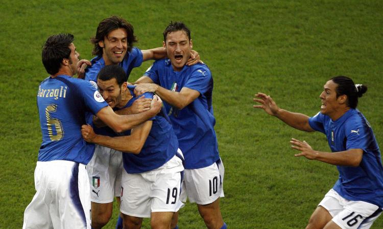 Zambrotta: 'Con Chiellini e Bonucci dormiamo sonni tranquilli. Punto su Chiesa, nel 2006 dopo Calciopoli...'