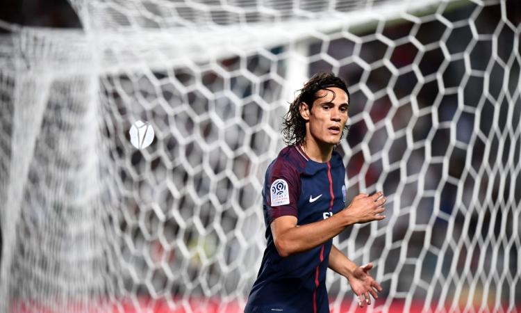 Cavani non rinnova col Psg: scelta clamorosa sul suo futuro