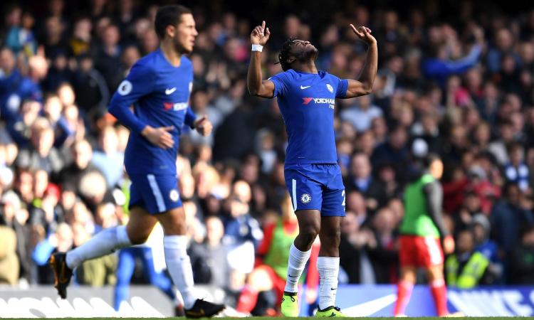 Chelsea, Conte ne fa fuori due: quello sgarbo alla Juve...