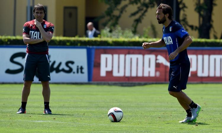 Pirlo e la difesa a tre: l'esempio di Conte per il futuro