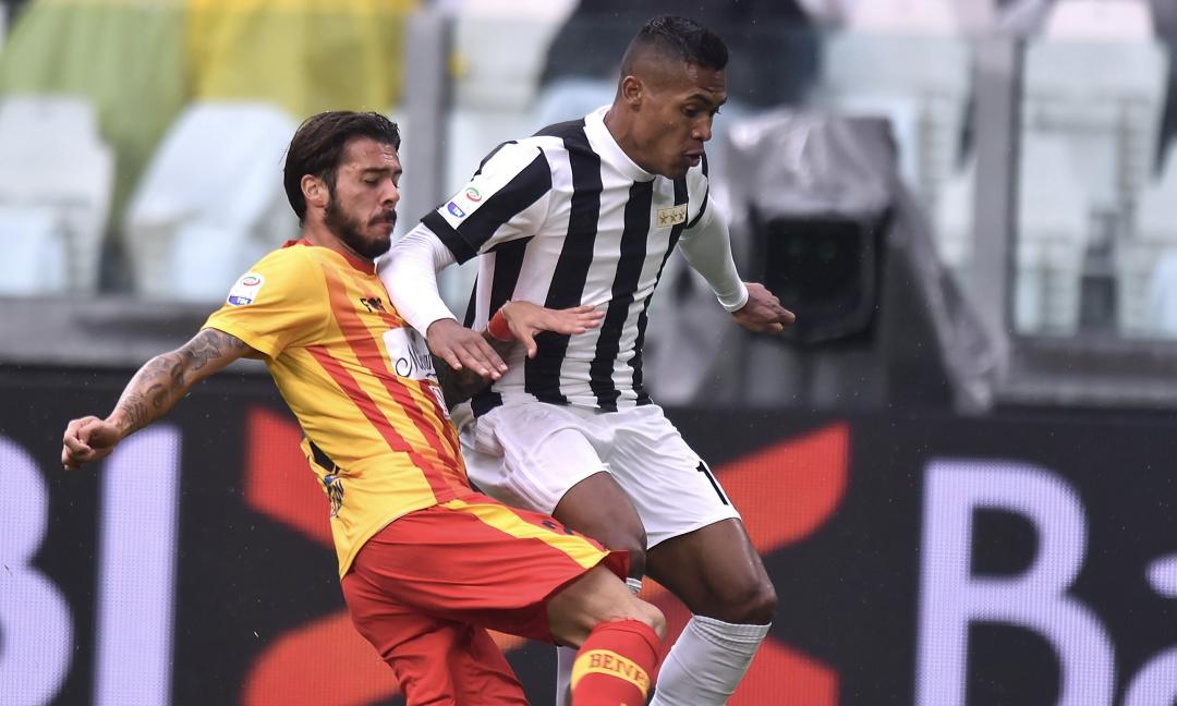 Dall'Inghilterra: la Juve può cedere Alex Sandro, ecco quanto costa