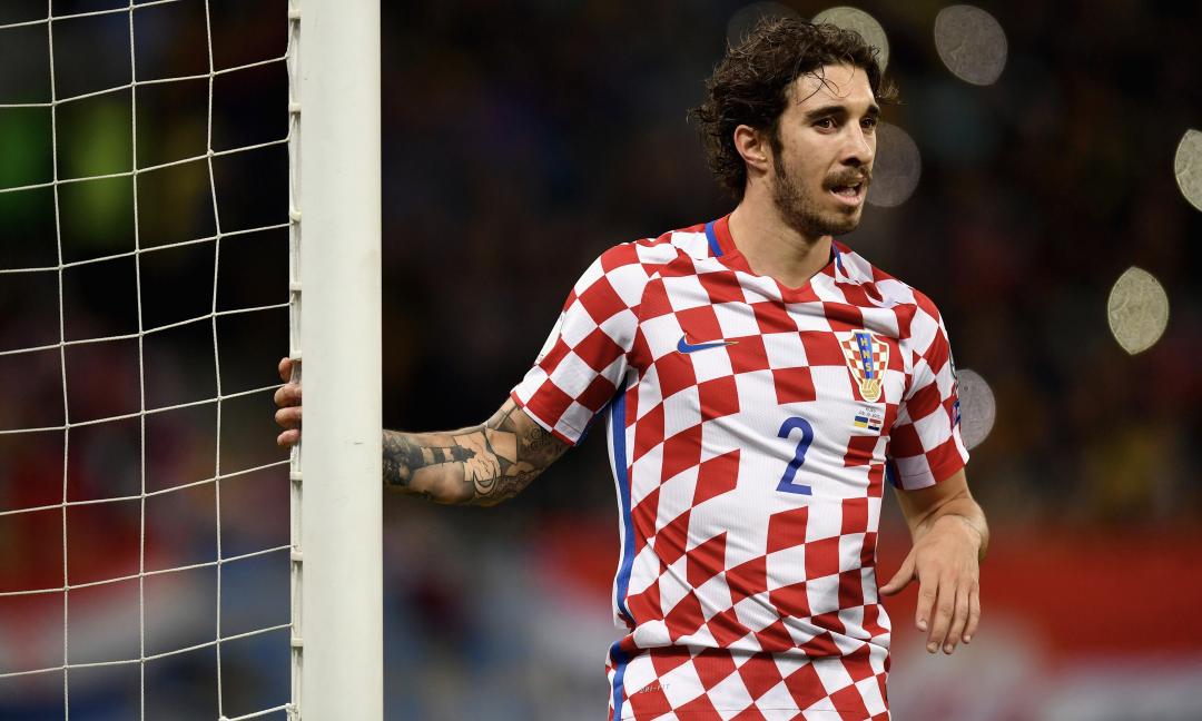 Juve, attenta! L'agente di Vrsaljko 'flirta' con il Napoli: i dettagli