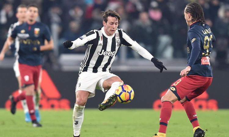 Juventus-Genoa 2-0, pagelle: Bernardeschi e Dybala show, Rugani distratto