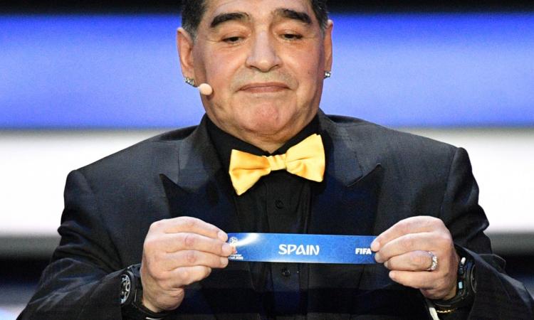  Maradona show: 'CR7 dice di essere il migliore? Ca**ate. Messi non è come me...'