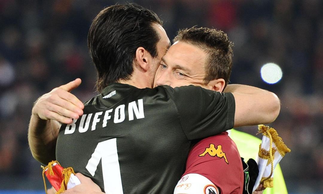 Totti scrive a Buffon: 'Straziante chiudere il cerchio. Ci sarò sempre!'