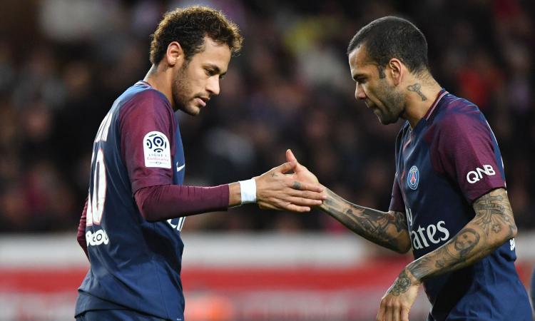 Dalla Spagna: Dani Alves al Barça, un obiettivo della Juve può seguirlo