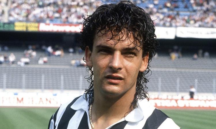 Gli auguri della Juventus a Baggio per i suoi 51 anni VIDEO
