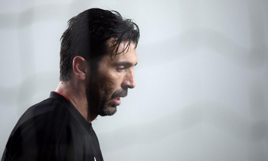 Buffon intervistato da Piqué: 'Serie B con la Juve, mi sono divertito! Ecco cosa farò in futuro'