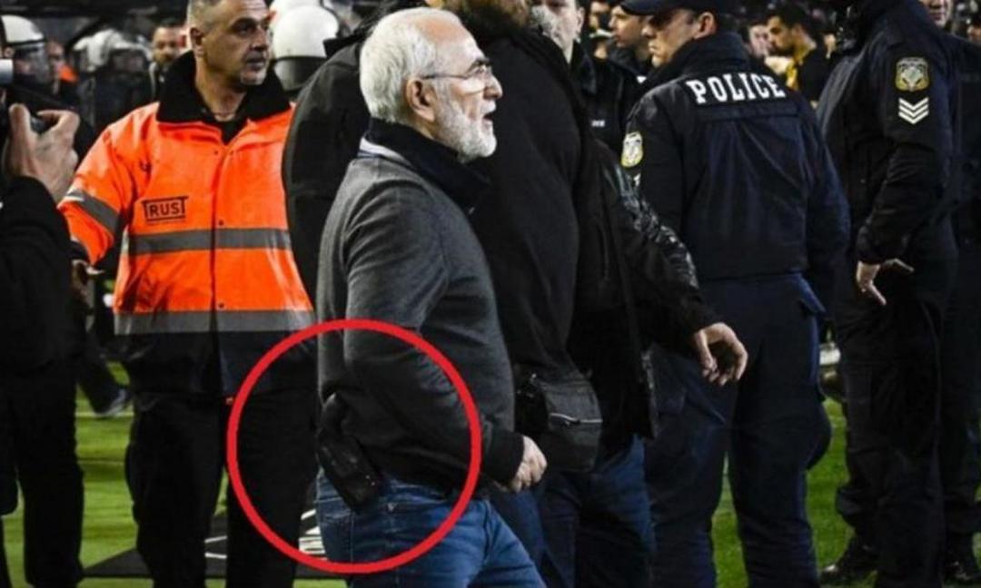 Il presidente del Paok si scusa: 'In campo con la pistola? Ecco perché'