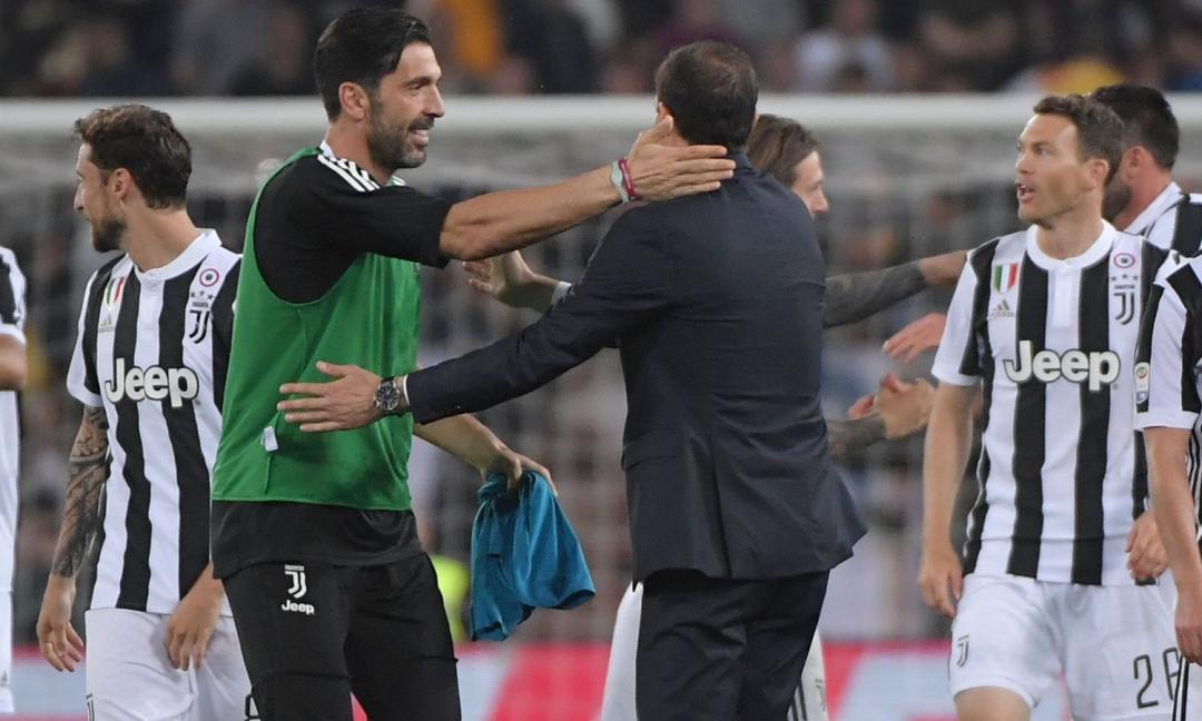 Allegri a Buffon e Pirlo: 'Talenti da Pallone d'Oro, siete stati IL calcio'