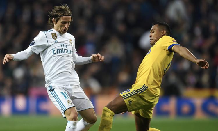 Real Madrid su Pjanic: Modric può partire, ecco quanto costa