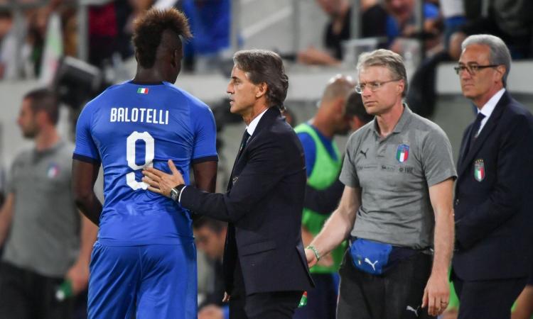 Italia, Balotelli contro il razzismo dei tifosi FOTO