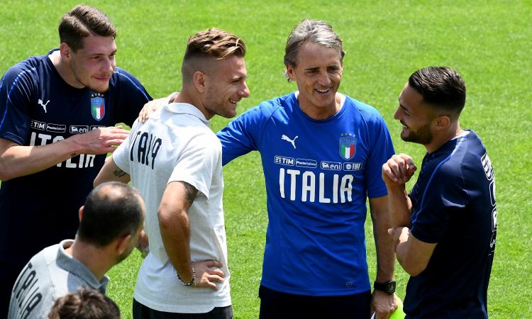 Mancini: 'Juve, non è colpa di Sarri. Ronaldo? C'è anche Dybala. Chiellini all'Europeo...'