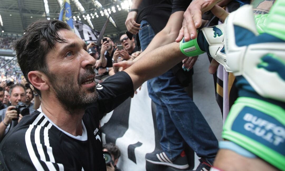 Gigi Buffon a Biella: 'La Juventus é stata la mia vita. Champions? Mi dispiace per loro. E sul diploma comprato...'