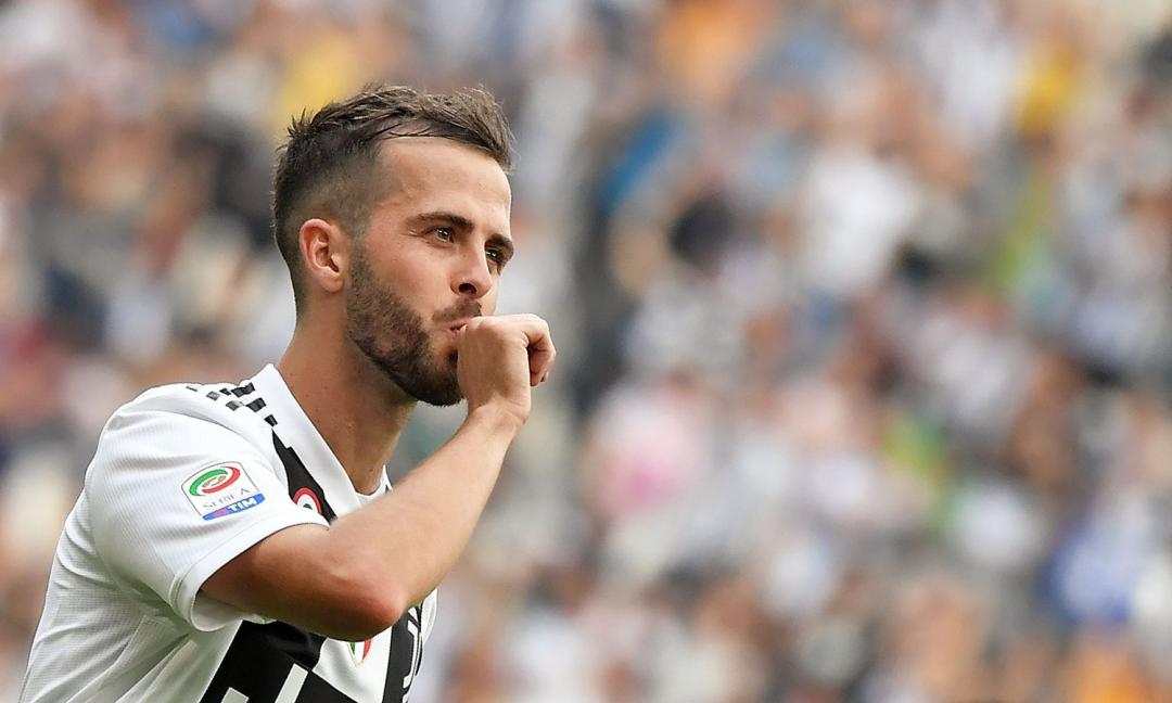 Mercato Juve: saluta Sturaro, Marotta annuncia due rinnovi. E Marcelo...