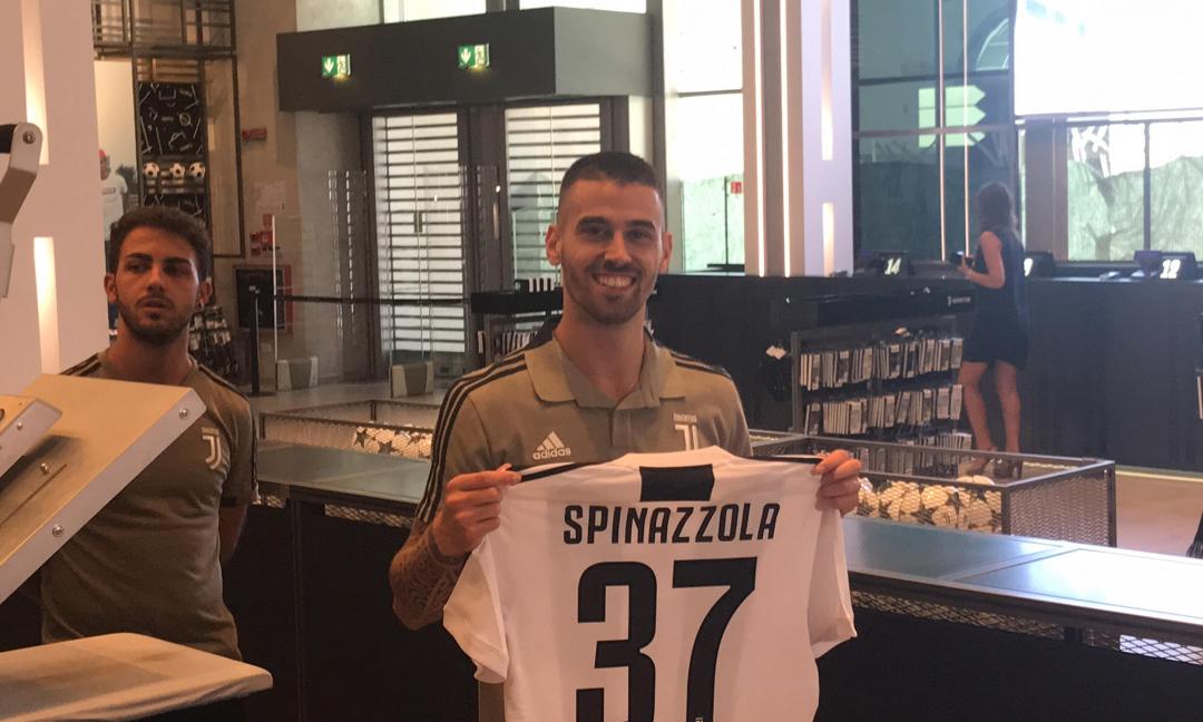 Spinazzola, pomeriggio tra i tifosi: le FOTO