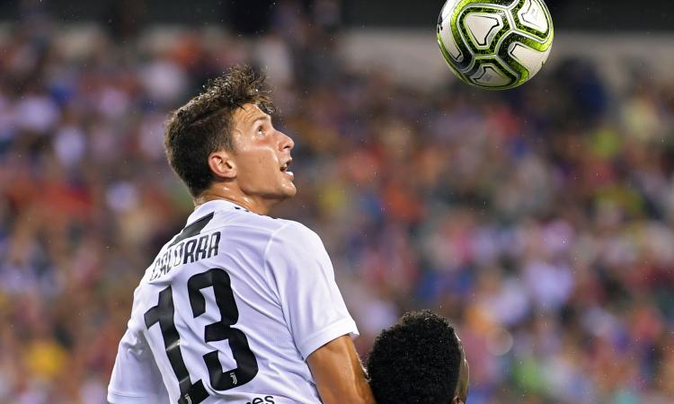 Caldara, Benatia o Rugani: chi parte? La strategia della Juve