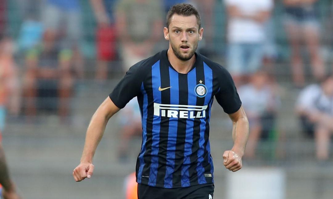 Juve, senti de Vrij: 'De Ligt? E' impressionante! E Icardi...'