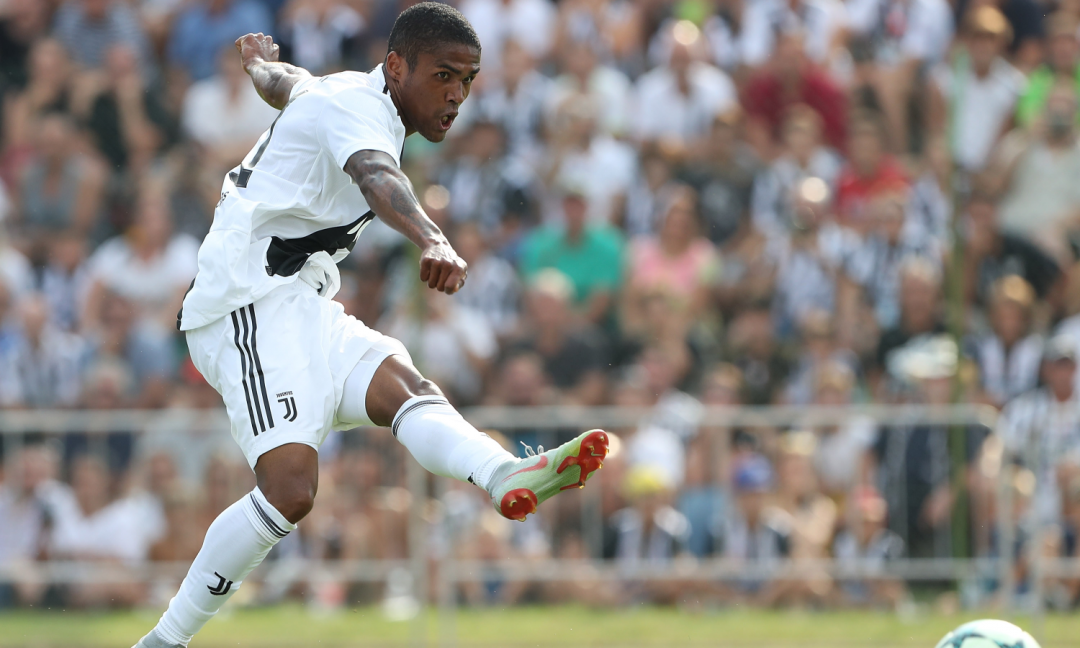 Ramsey e Douglas Costa non partiranno per la tournée: il motivo