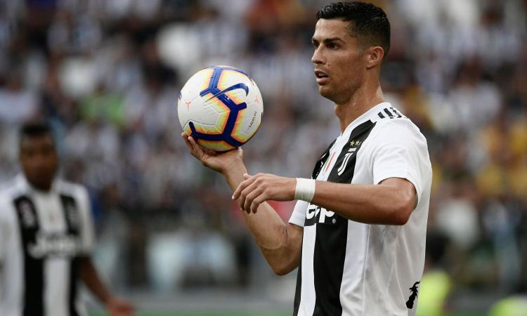 Chiamata per Ronaldo e nuovo centrocampista: Juve, le news di ieri