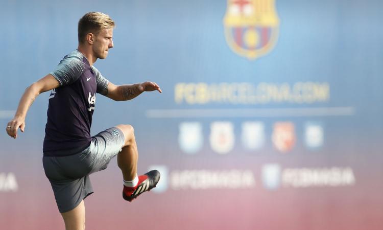 Quattro big su Rakitic: la posizione della Juve