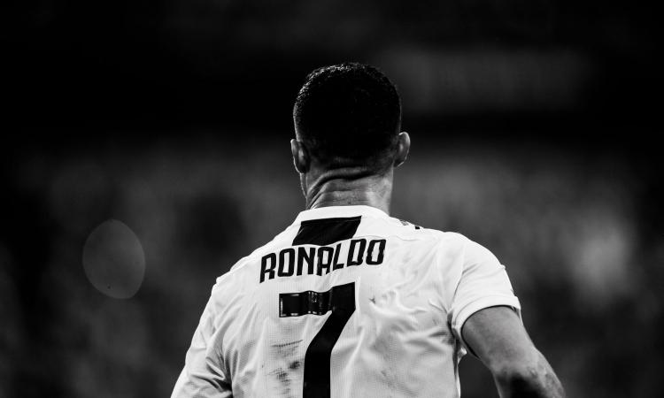 Ziliani tuona: 'Ronaldo uomo di m...'. Varriale e Pistocchi fanno eco FOTO