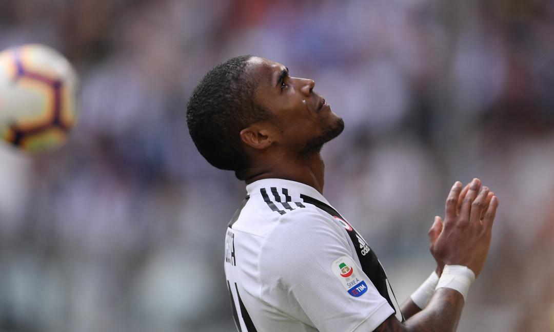 Perché Douglas Costa può lasciare la Juve in estate