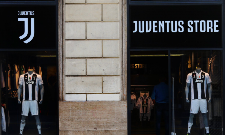 Juve Store a Roma, mossa da top club: ma è bufera!