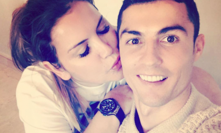 Ronaldo positivo, il messaggio shock della sorella: 'Il virus è la più grande frode mai vista'